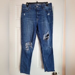 💙 Old Navy Distressed Rockstar Skinny Jeans